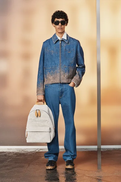 Look 17